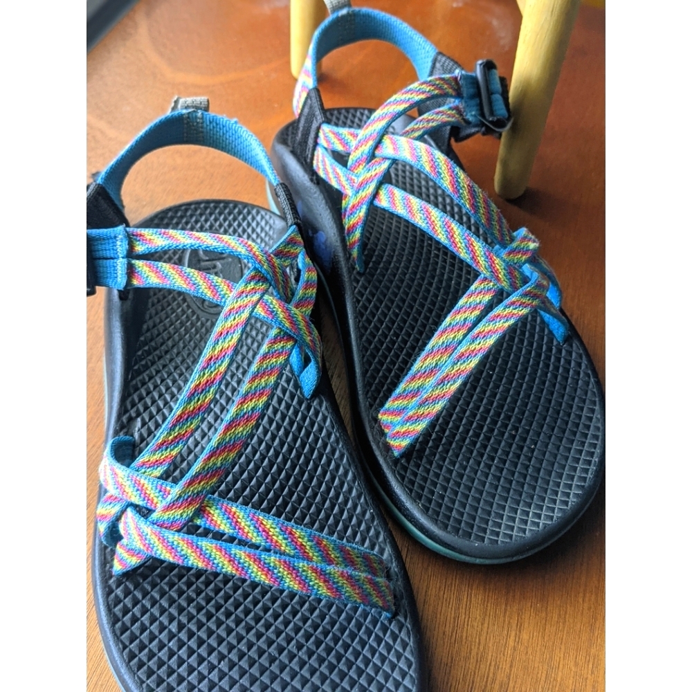 Girls Chaco Rainbow Sandals